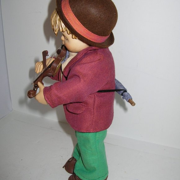 M I Hummel Goebel Doll \